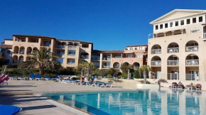 Appartement d'une chambre a Six Fours les Plages a 100 m de la plage avec vue sur la mer piscine partagee et terrasse amenagee